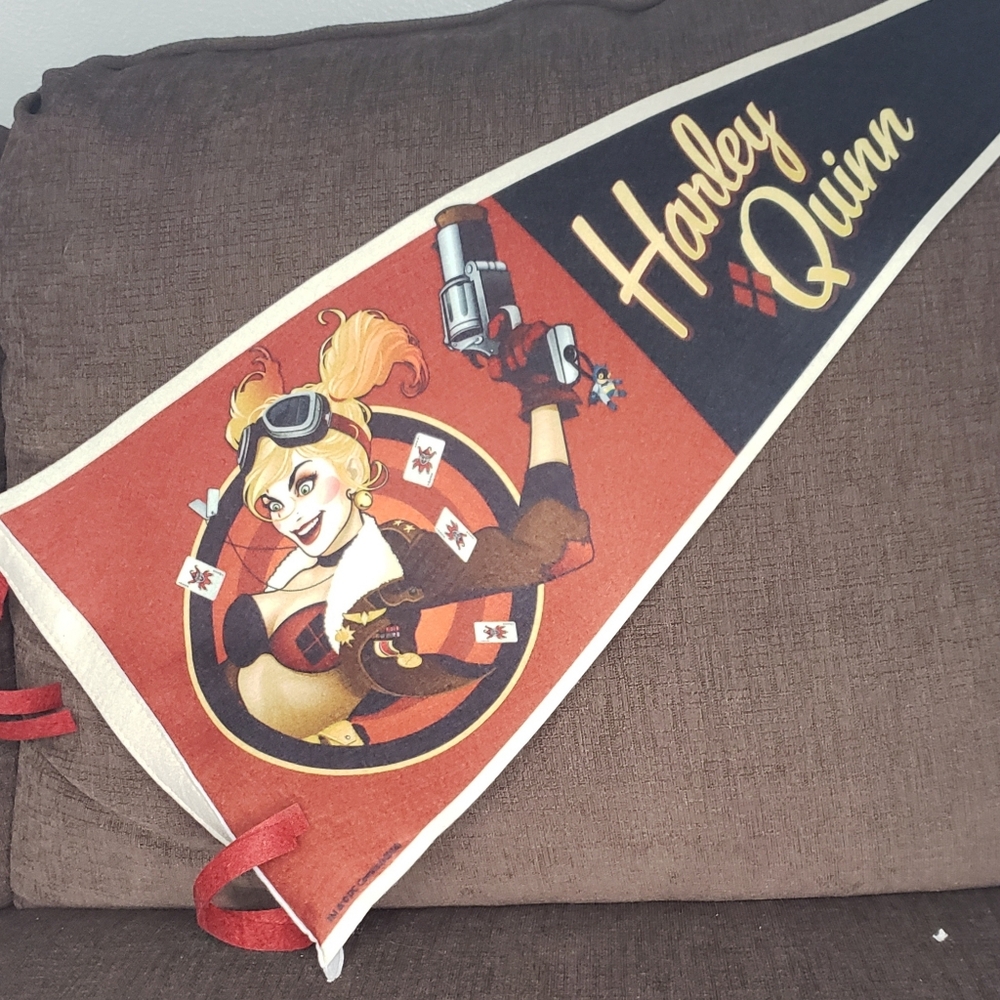 Bombshell Harley Quinn Pennant Banner